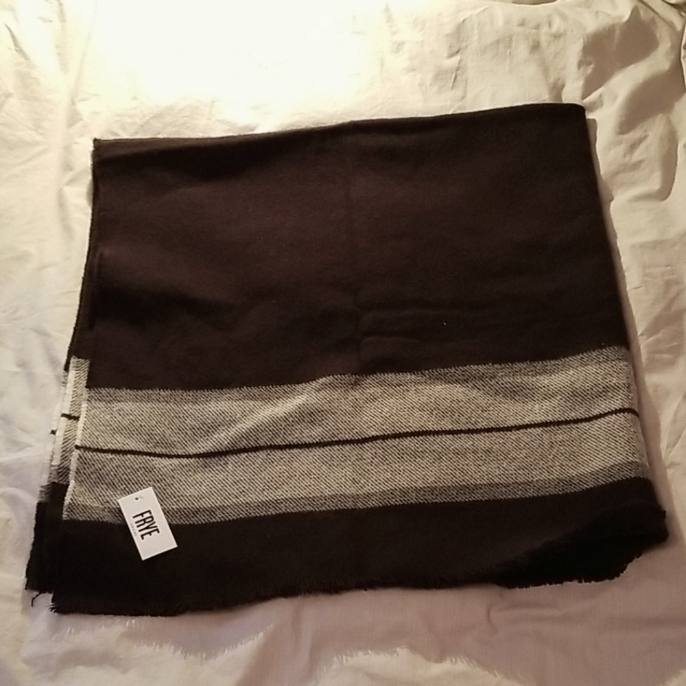 NWT FRYE BLANKET THROW WRAP